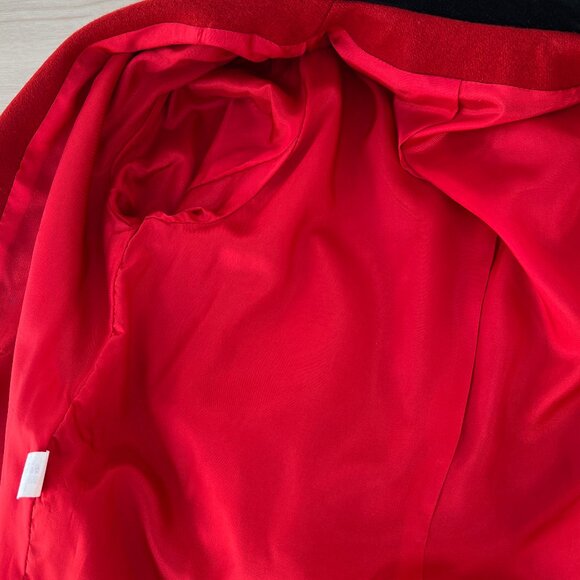 Vintage 80s Women's Red Wool Pea Coat Black Velvet Collar with Epaulets Size 12 - Picture 4 of 16